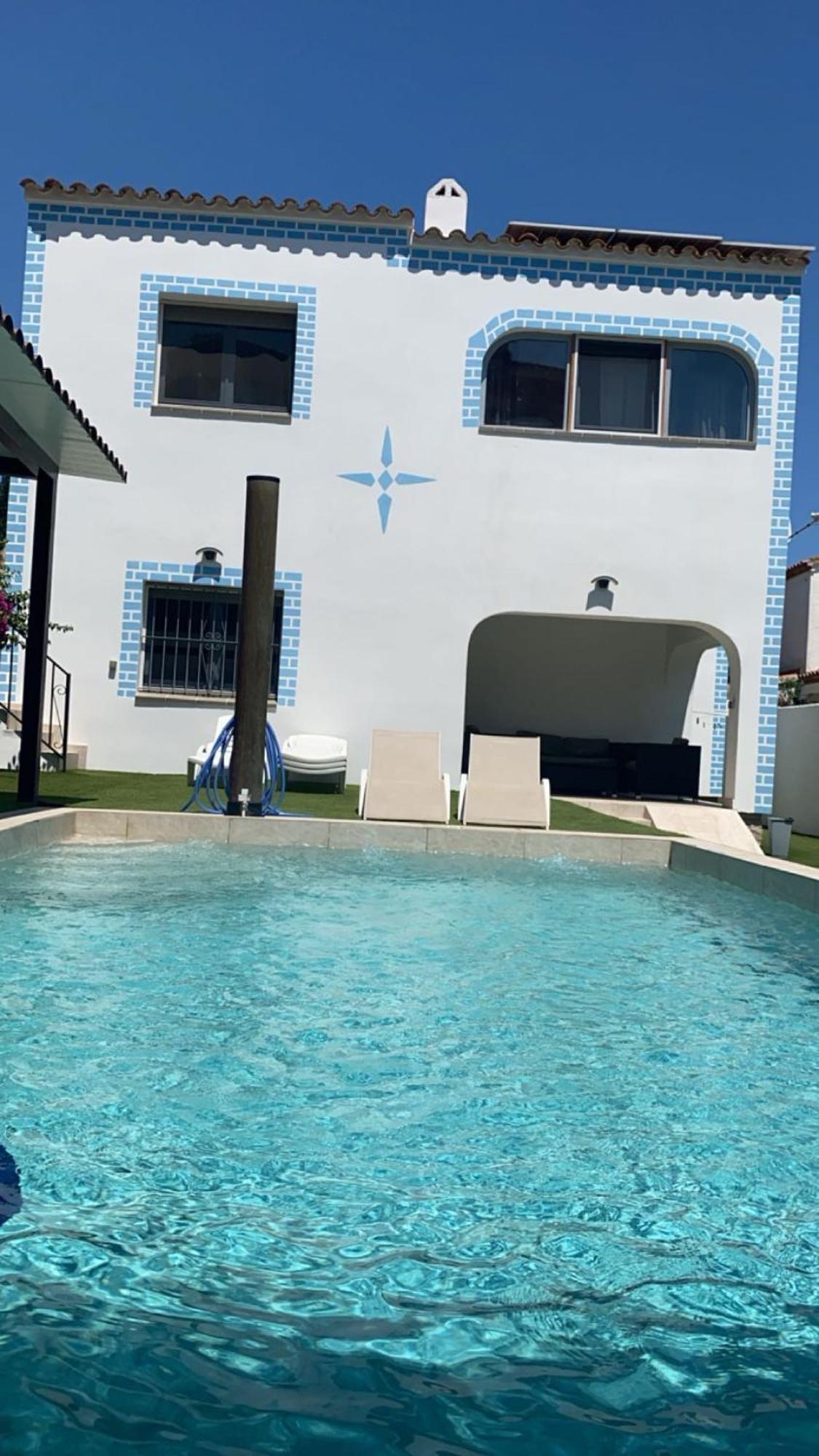 Sol Playa Piscina Apartment Empuriabrava Exterior photo